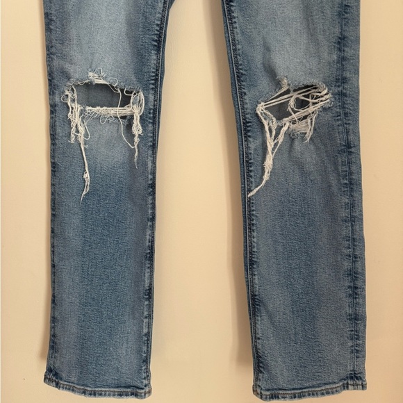American Eagle Curvy Straight Jeans Women’s Size 0 Reg Medium Wash Distressed - Picture 3 of 9